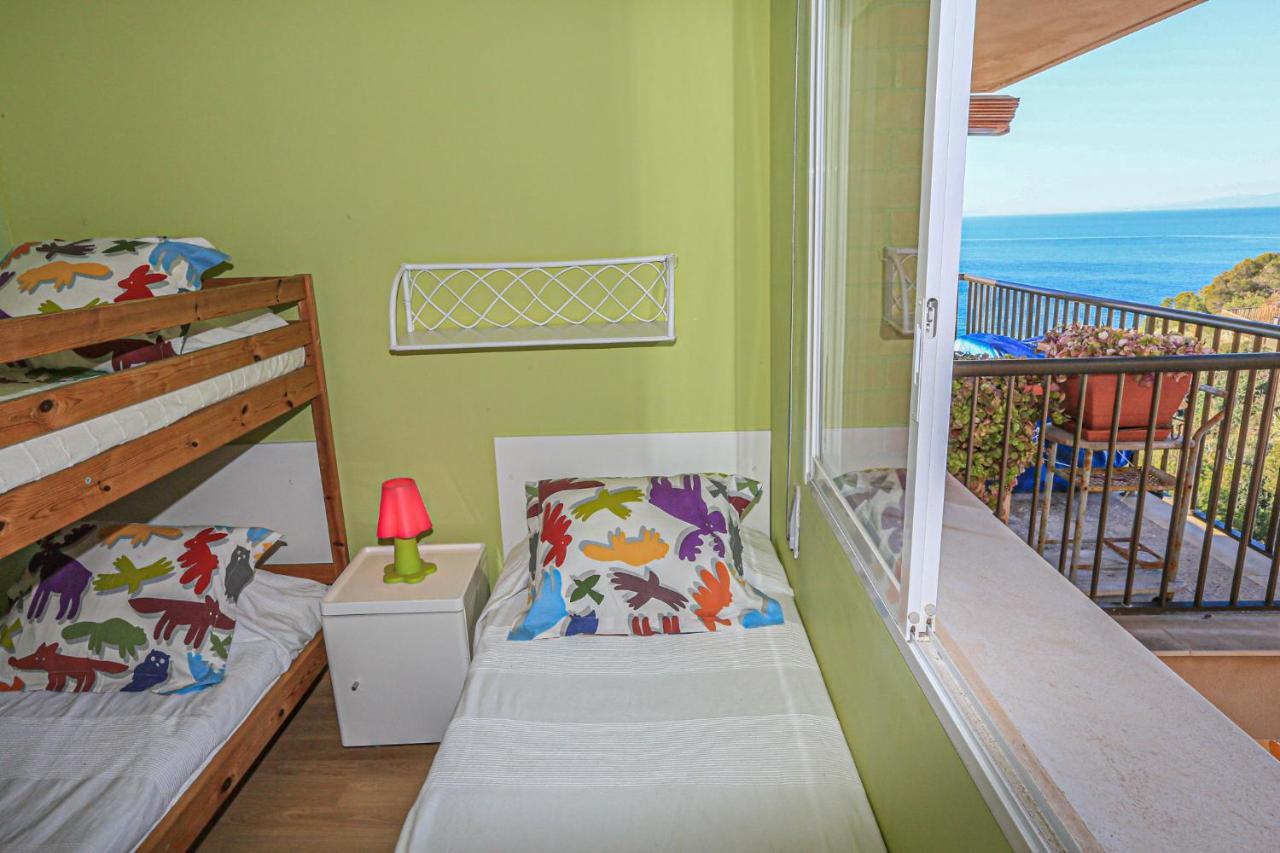 Cabo Palos 4 2 2 Only Families Salou Dış mekan fotoğraf